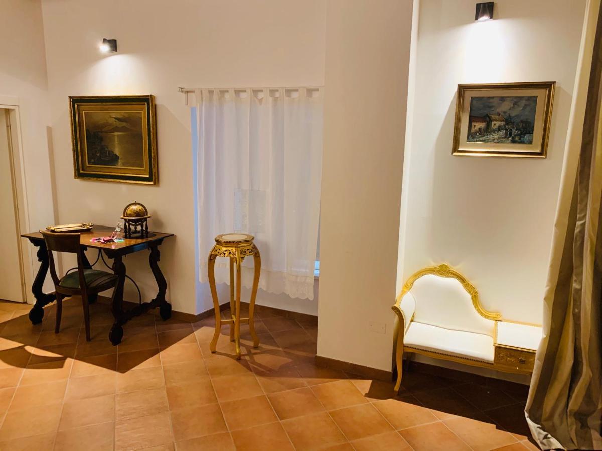 Apartamento La Casa Di Ago LʼAquila Exterior foto
