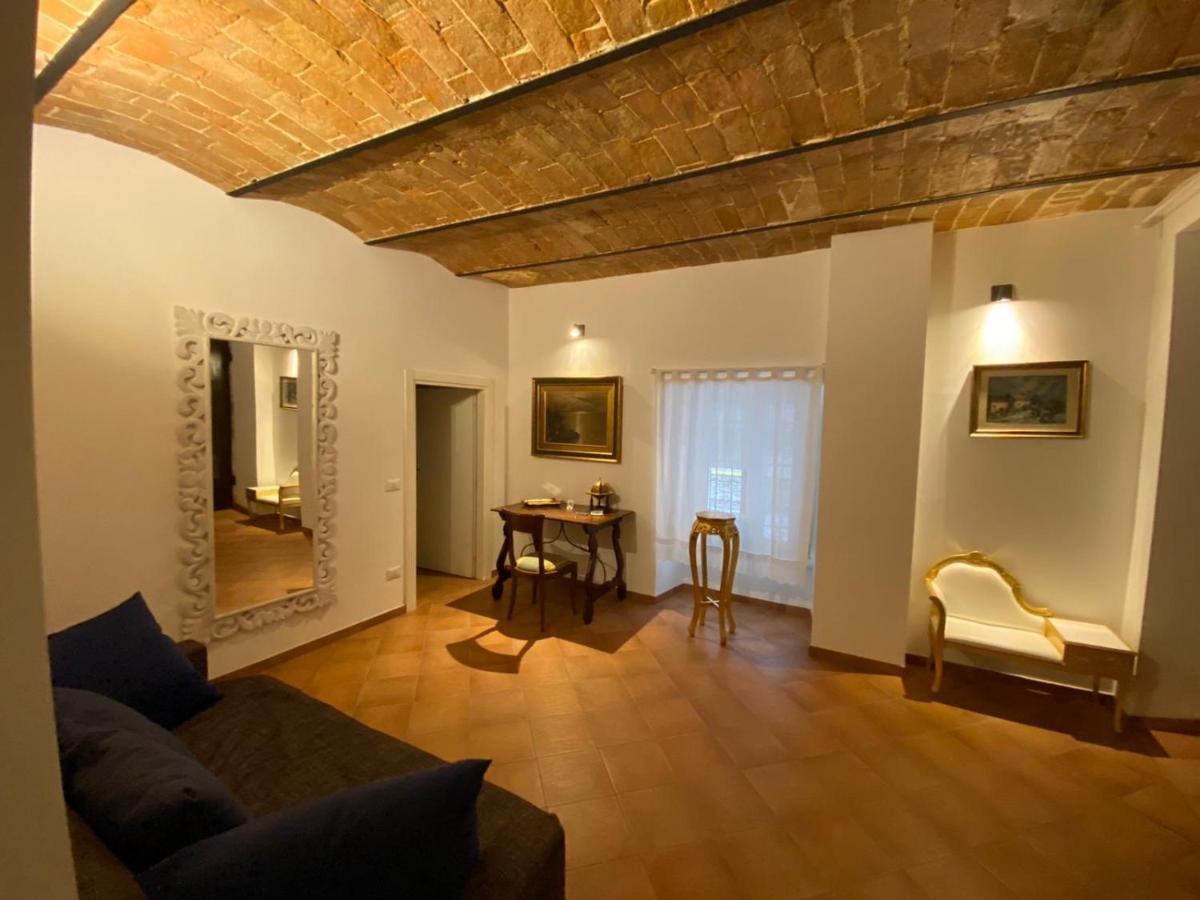 Apartamento La Casa Di Ago LʼAquila Exterior foto