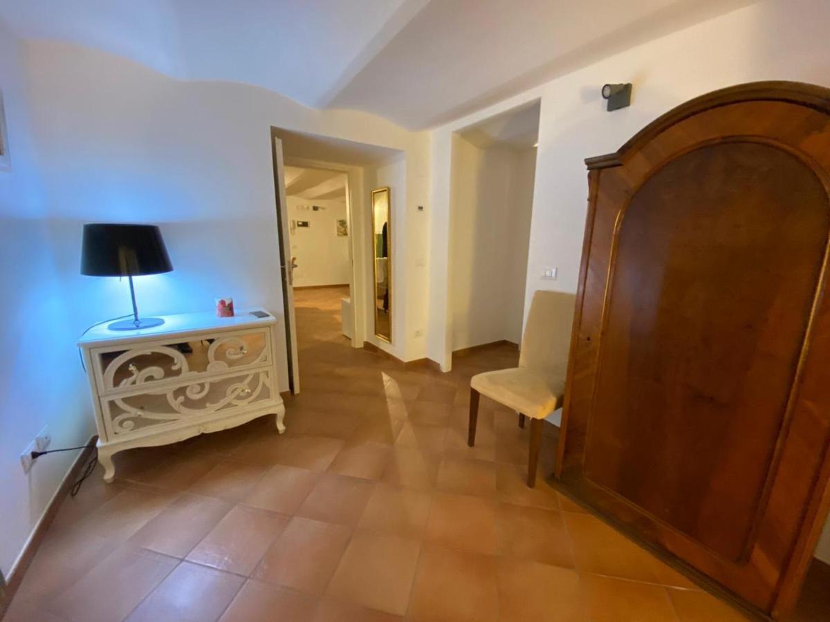 Apartamento La Casa Di Ago LʼAquila Exterior foto