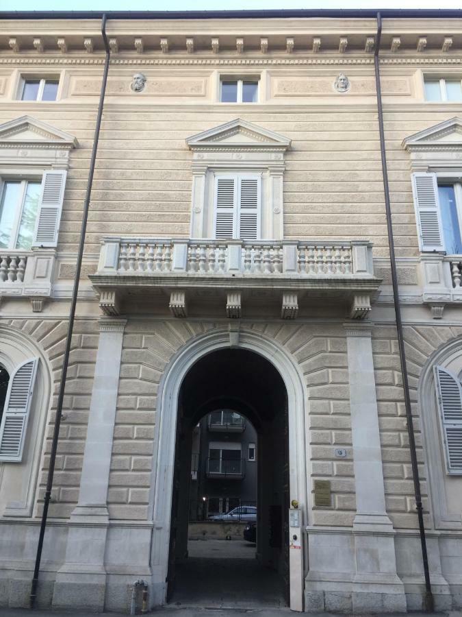 Apartamento La Casa Di Ago LʼAquila Exterior foto